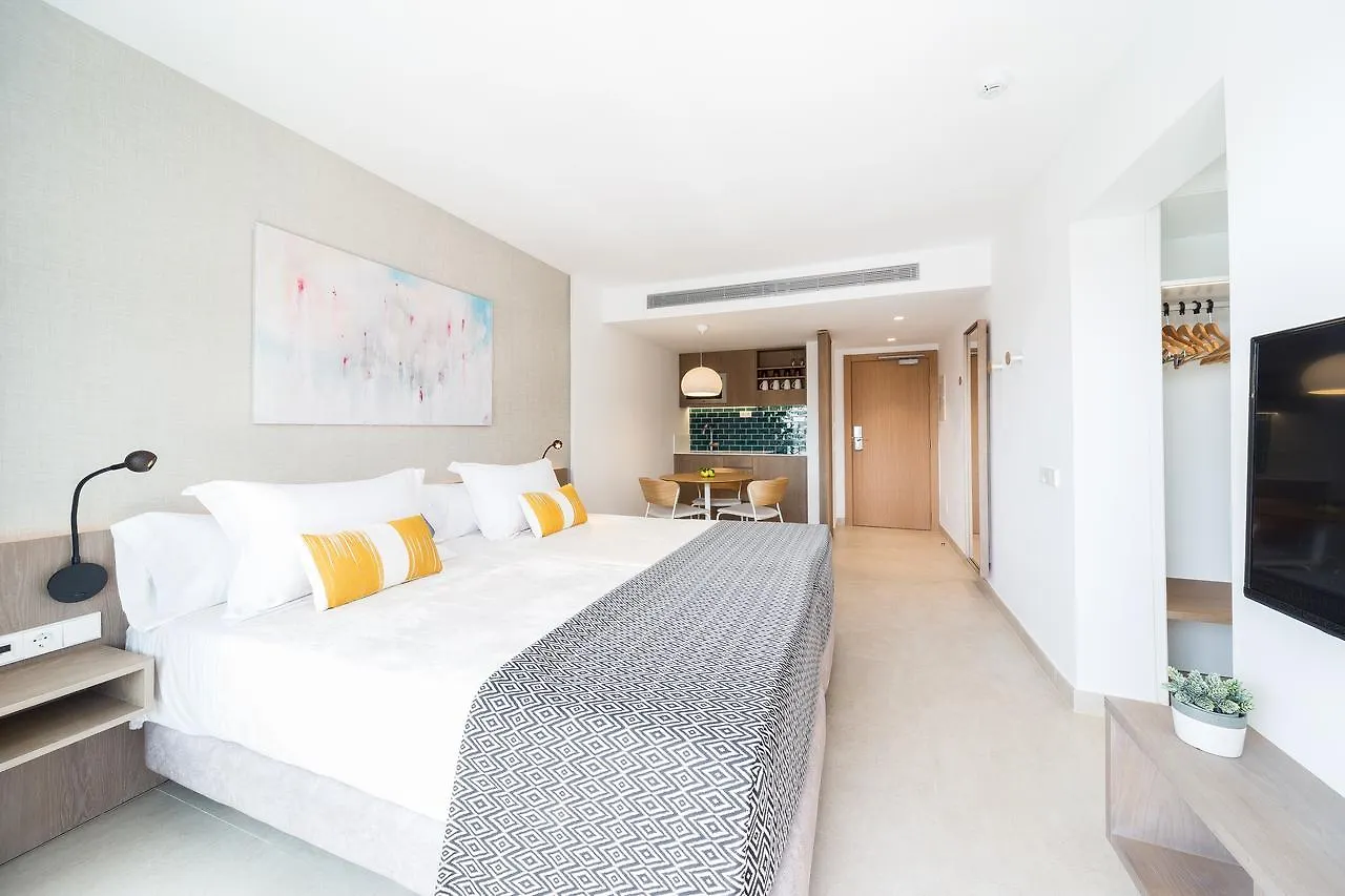 Inturotel Esmeralda Park Cala D´Or 4*,