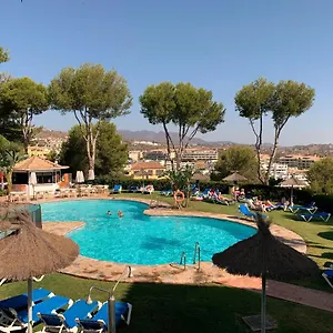 https://miraflores-rancho-club.1costadelsol.com